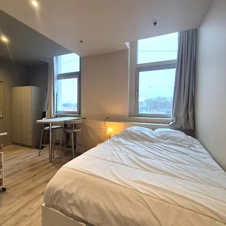 Le Bord Des Berges Studio Inn Reims Pour 2 아파트